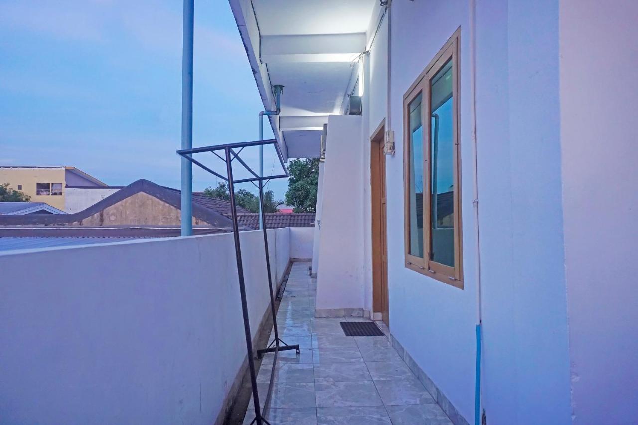 OYO 91456 Anggrek Homes Makassar Bagian luar foto