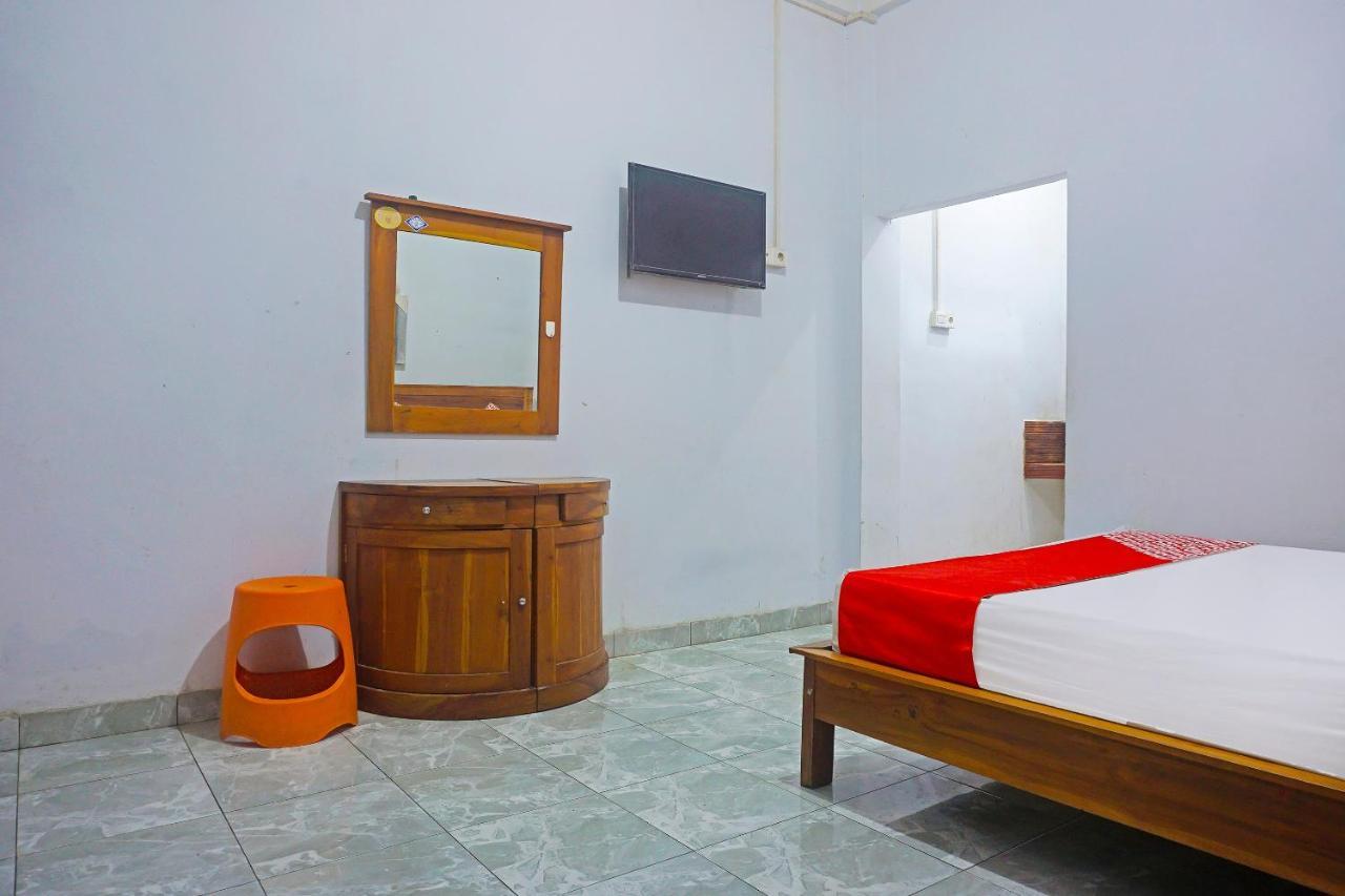 OYO 91456 Anggrek Homes Makassar Bagian luar foto