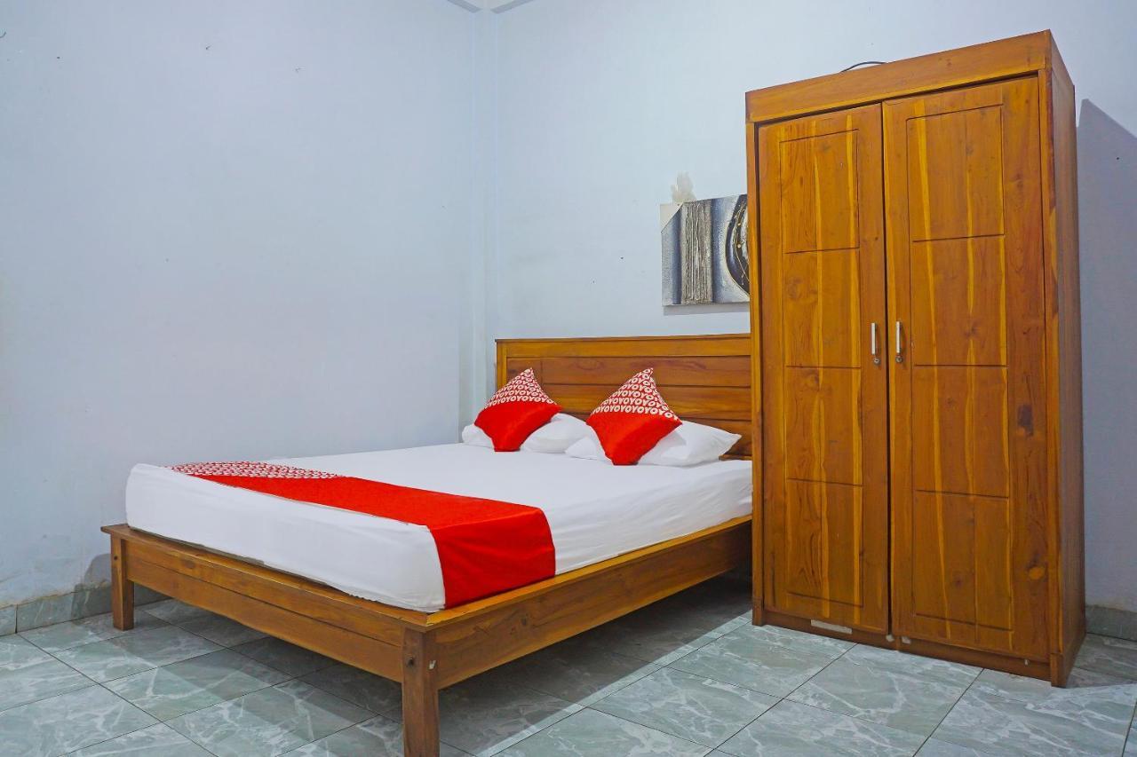 OYO 91456 Anggrek Homes Makassar Bagian luar foto