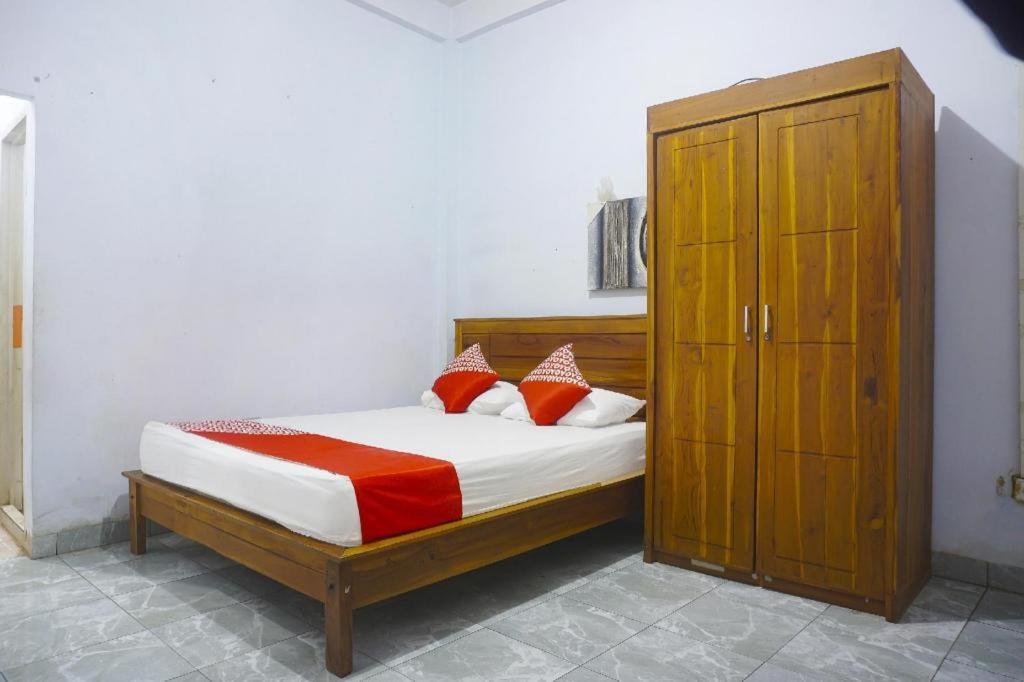 OYO 91456 Anggrek Homes Makassar Bagian luar foto